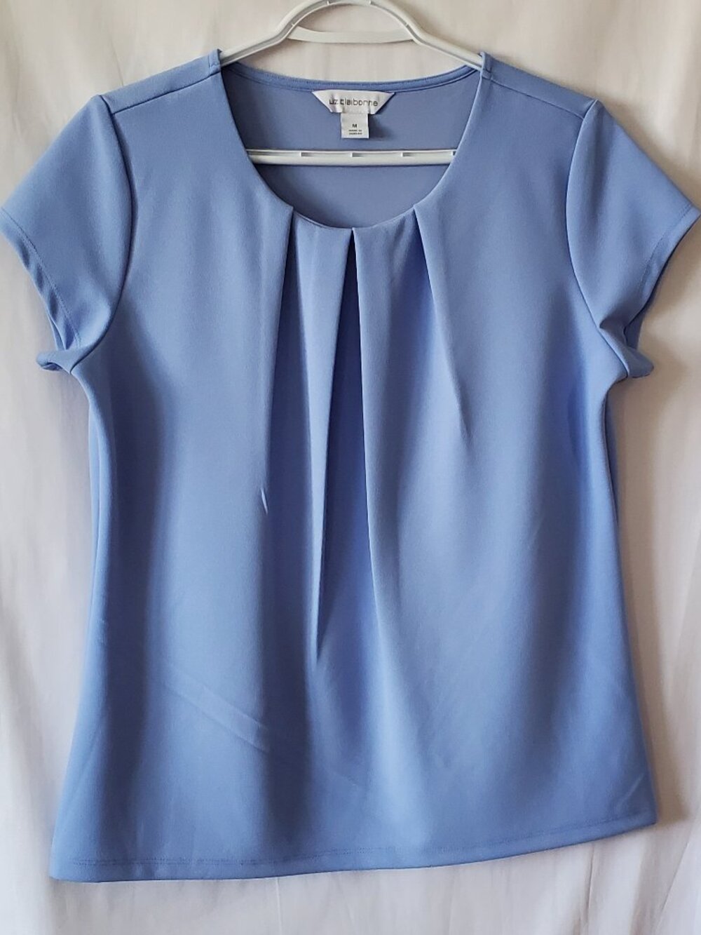 Liz Claiborne Classic blouse with pleated neckline Size: M New W/O tags